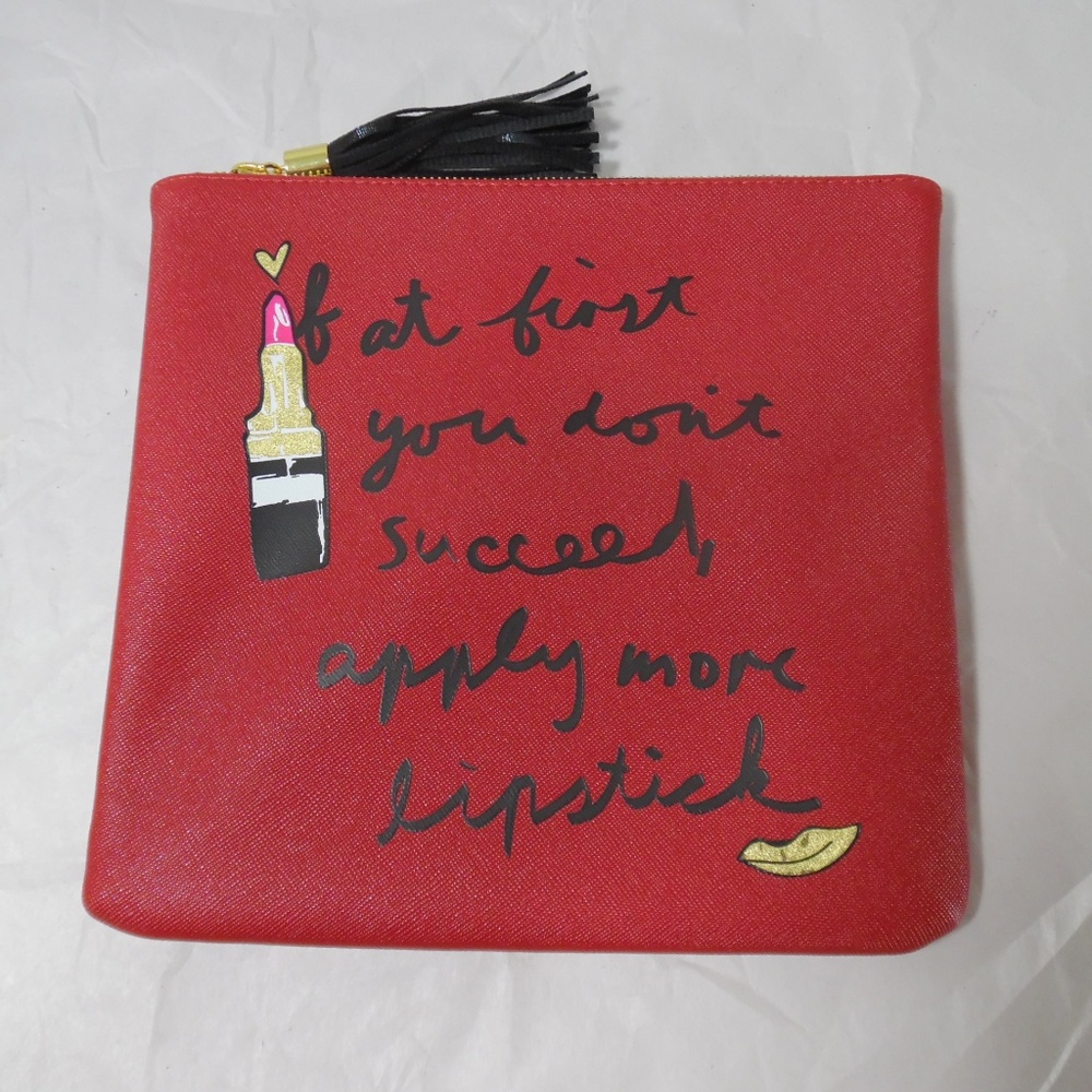 Cute smart zippered bag colored red tassel
